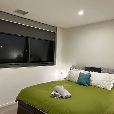 Plush Apartment On Mort Canberra Exterior photo