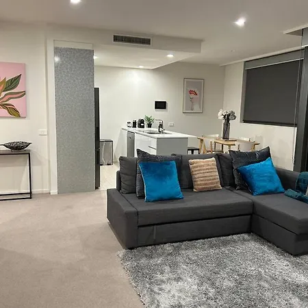 Plush Apartment On Mort Canberra Exterior photo